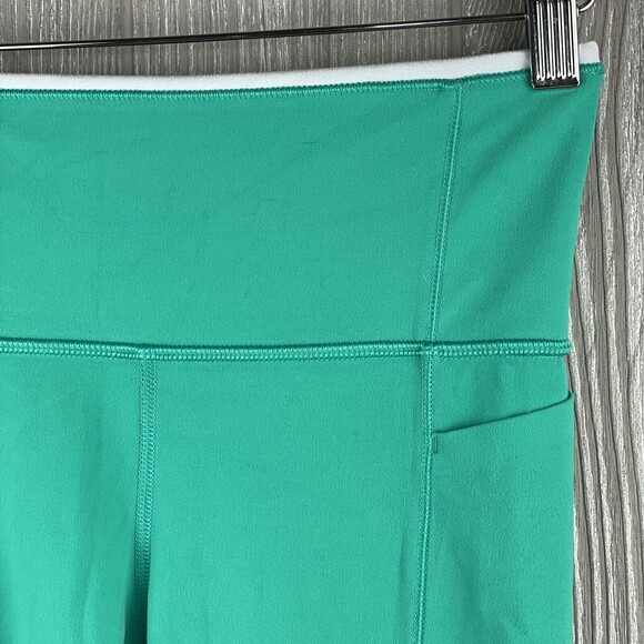 ATHLETA Green Dot Cut Out Crop 7/8 Yoga Exercise Pants Leggings Womens Sz XS - Picture 2 of 6